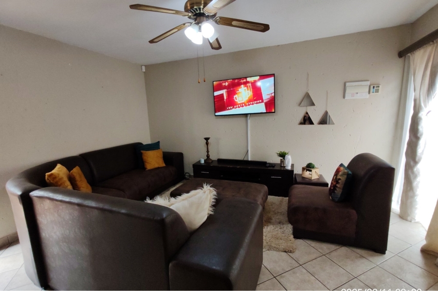 2 Bedroom Property for Sale in Vaalpark Free State